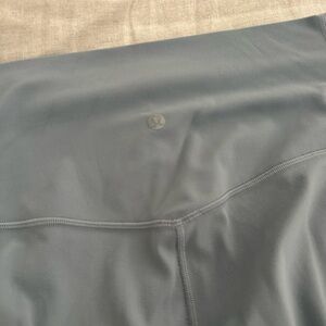 Lululemon Blue 3/4 Leggings